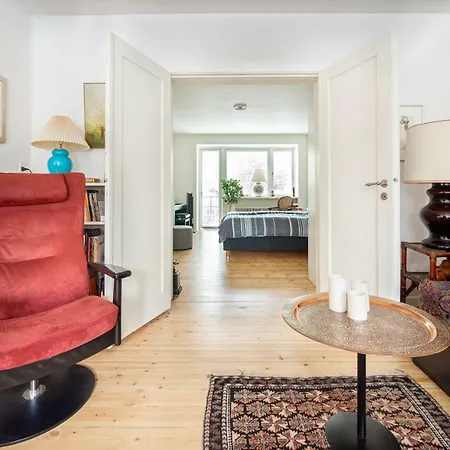Beautiful 1 Bedroom With Terrace *