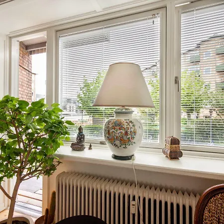 Апартаменты Beautiful 1 Bedroom With Terrace *