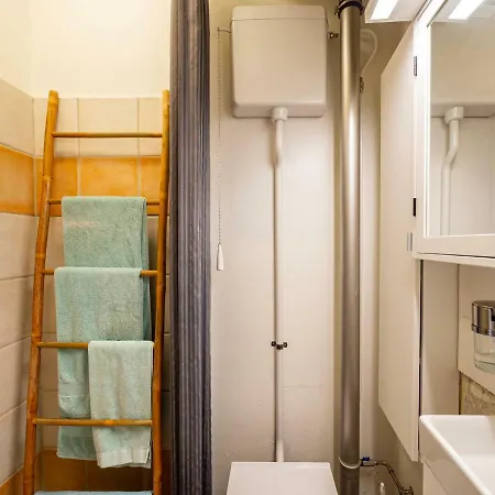 Beautiful 1 Bedroom With Terrace Апартаменты